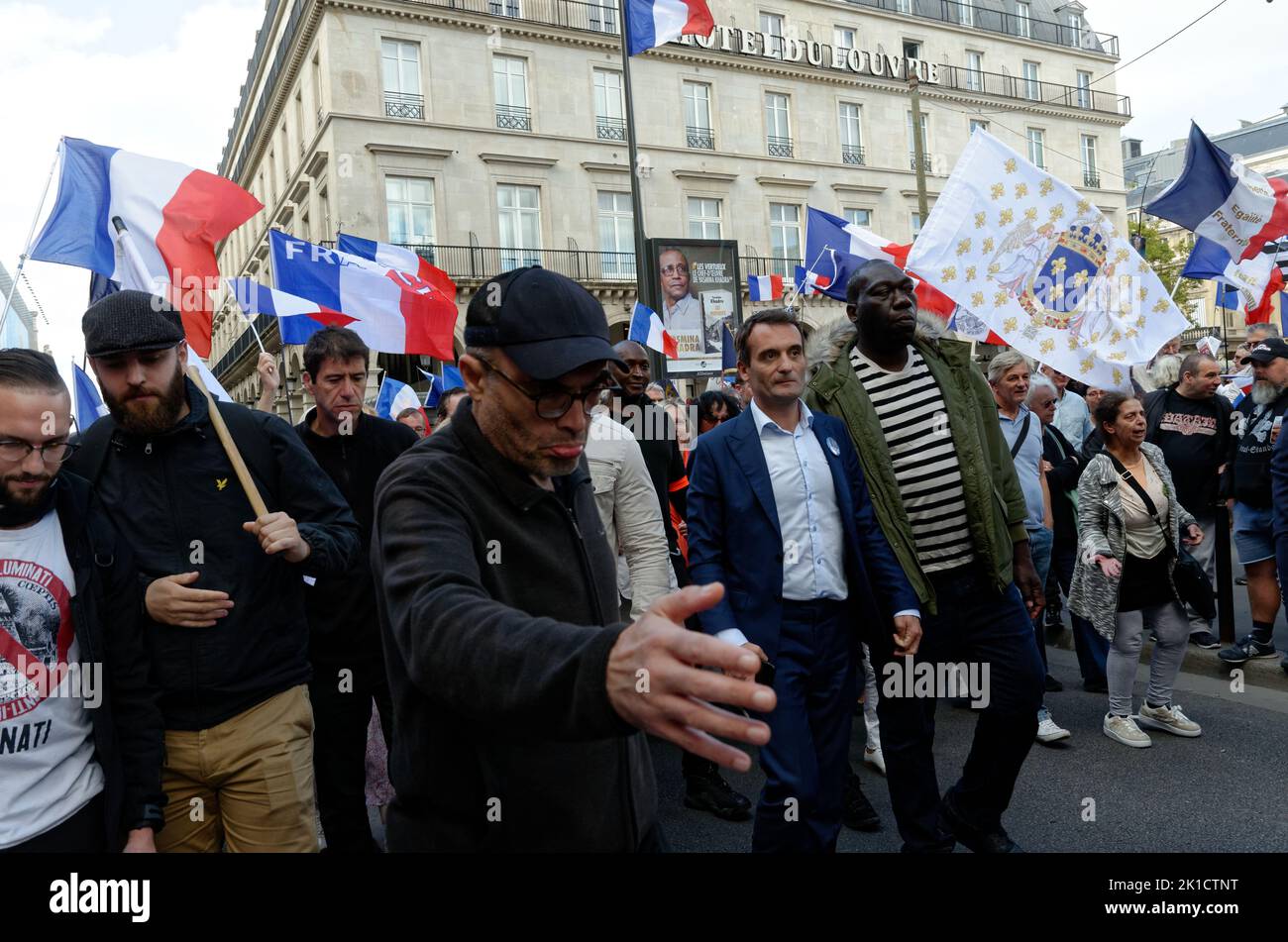 Manifestazione à l'Initiative de Florian Philippot et de son parti politique 'les patriotes' qui veulent entrer en résistance contre le gouvernement Foto Stock