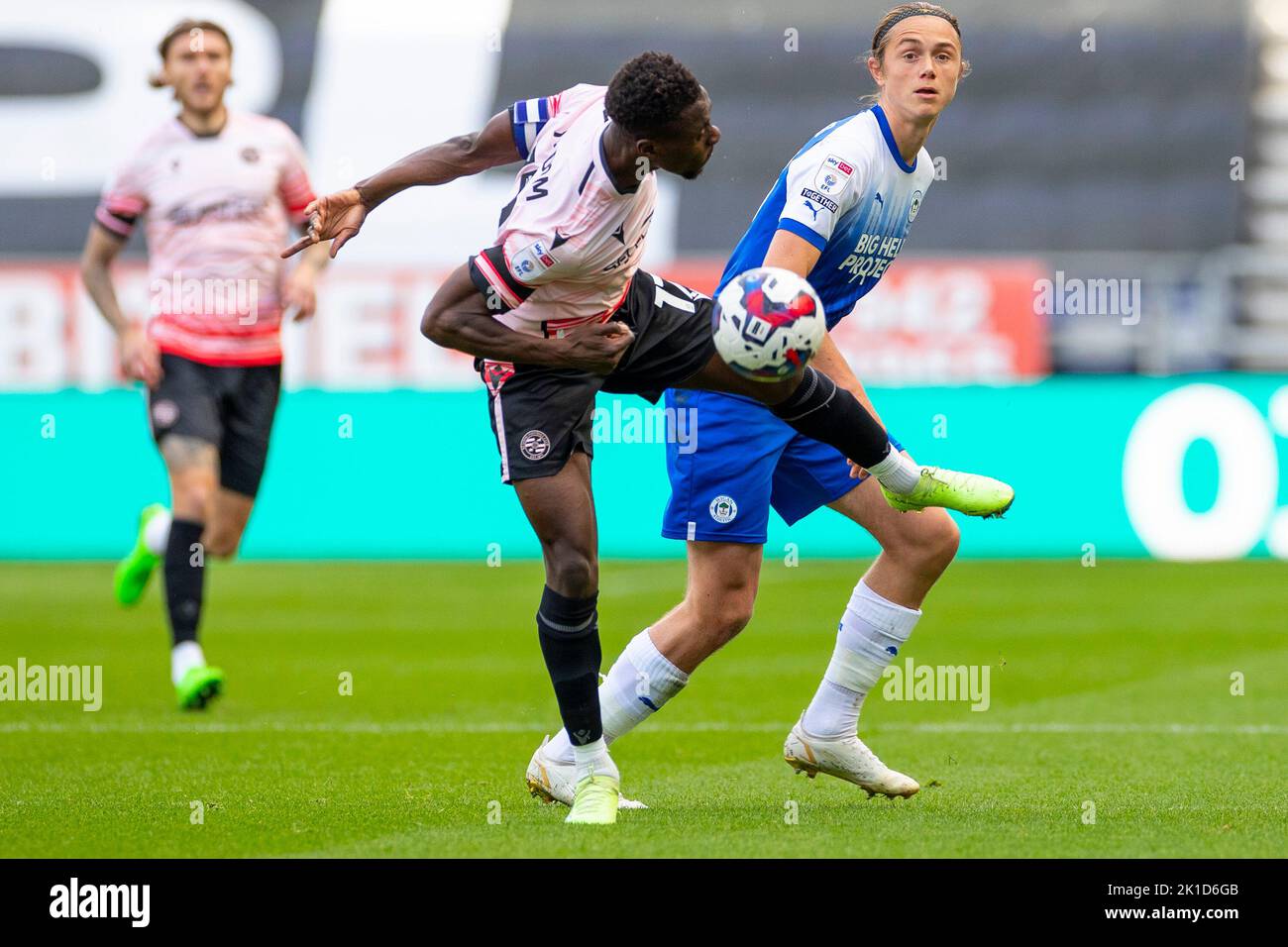 Mamadou Loum (22) del Reading FC durante la partita del Campionato Sky Bet tra Wigan Athletic e Reading al DW Stadium di Wigan sabato 17th settembre 2022. (Credit: Mike Morese | MI News) durante la partita del Campionato Sky Bet tra Wigan Athletic e Reading al DW Stadium di Wigan sabato 17th settembre 2022. Credit: MI News & Sport /Alamy Live News Foto Stock