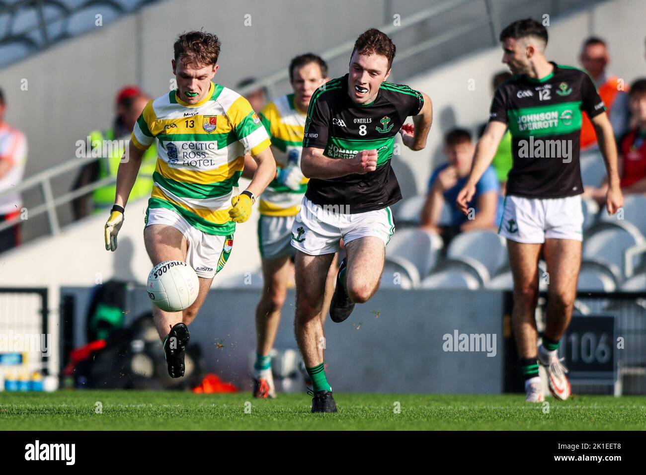 17th settembre 2022, Cork, Irlanda: Premier Senior Gaelic Football Championship Quarter Final - Carbery Rangers 0-09 - Nemo Rangers 2-04 Foto Stock