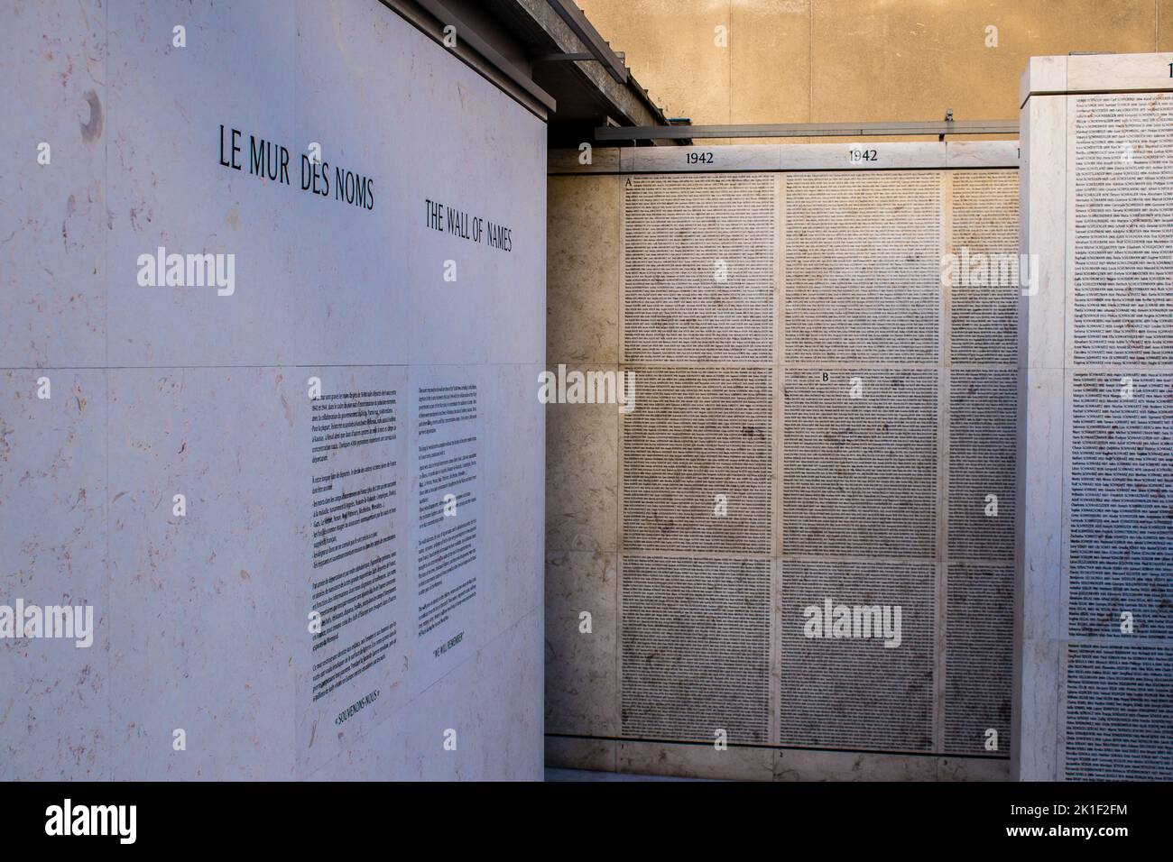 Parigi, Francia - 14 settembre 2022 il Memoriale della Shoah è un luogo di ricordo del genocidio degli ebrei, situato a Parigi, in Francia Foto Stock