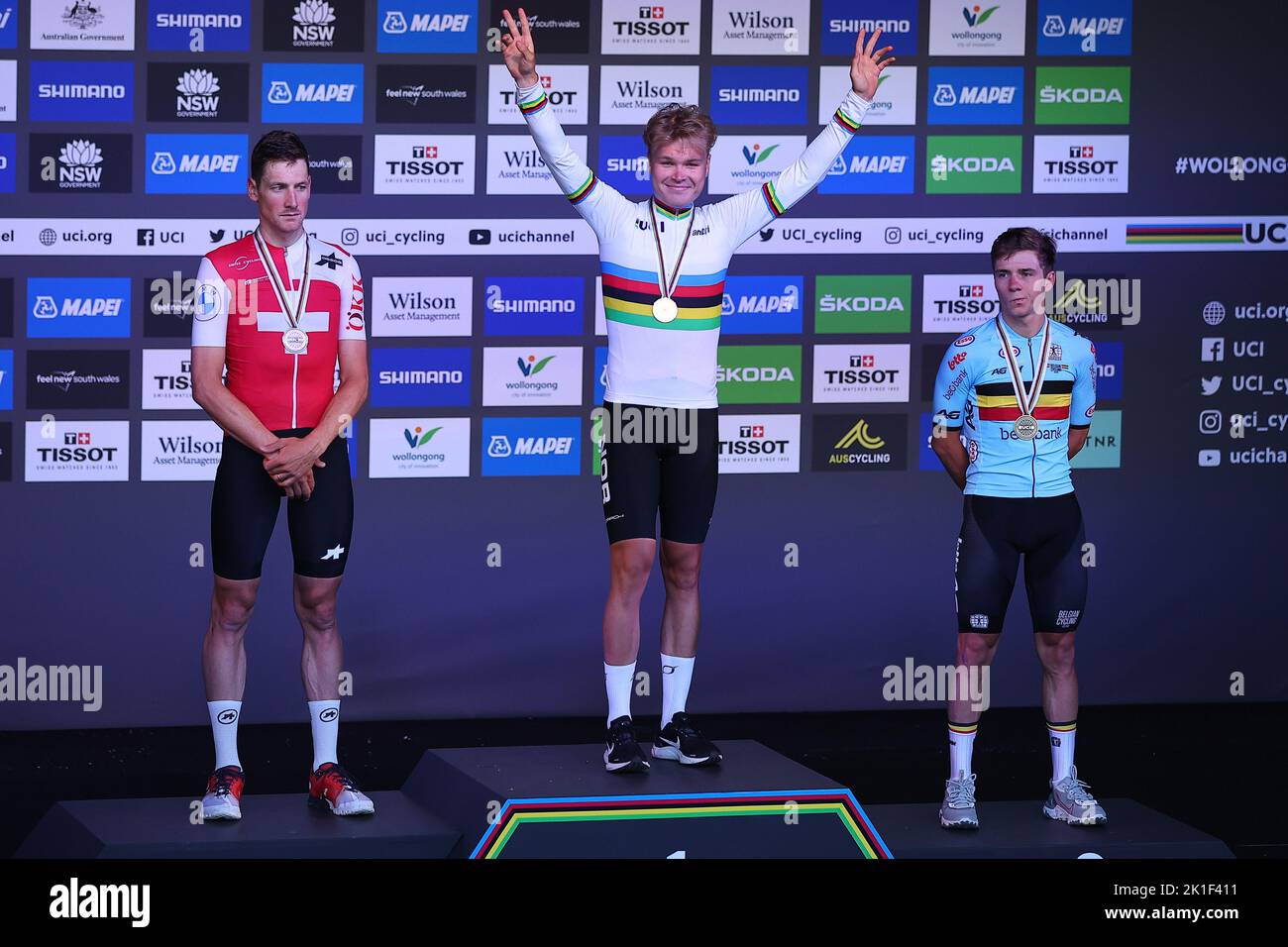 Wollongong, Australia. 18th settembre 2022; 18th settembre 2022, Wollongong, Illawarra, Galles del Sud, Australia: UCI World Road Cycling Championships, Men's Elite Time Trials: Tobias Foss of Norway riconosce la folla, vincendo la medaglia d'oro, in un tempo di gara di 40:02,78 Credit: Action Plus Sports Images/Alamy Live News Foto Stock