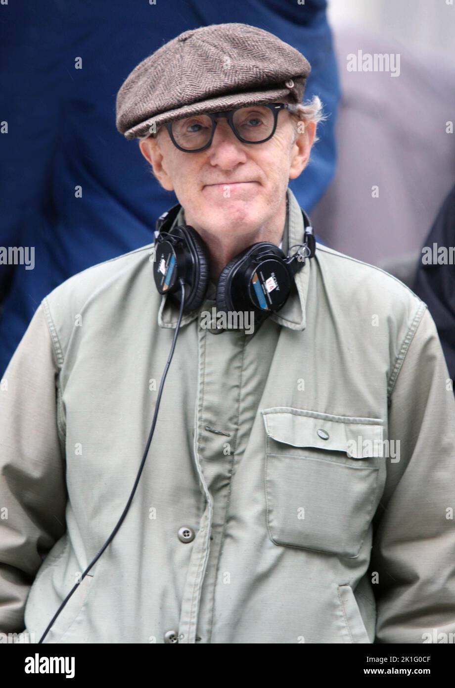 **FOTO FILE** Woody Allen si ritira da Filmmaking. Woody Allen, 2008, Foto di John Barrett/PHOTOlink/MediaPunch Foto Stock