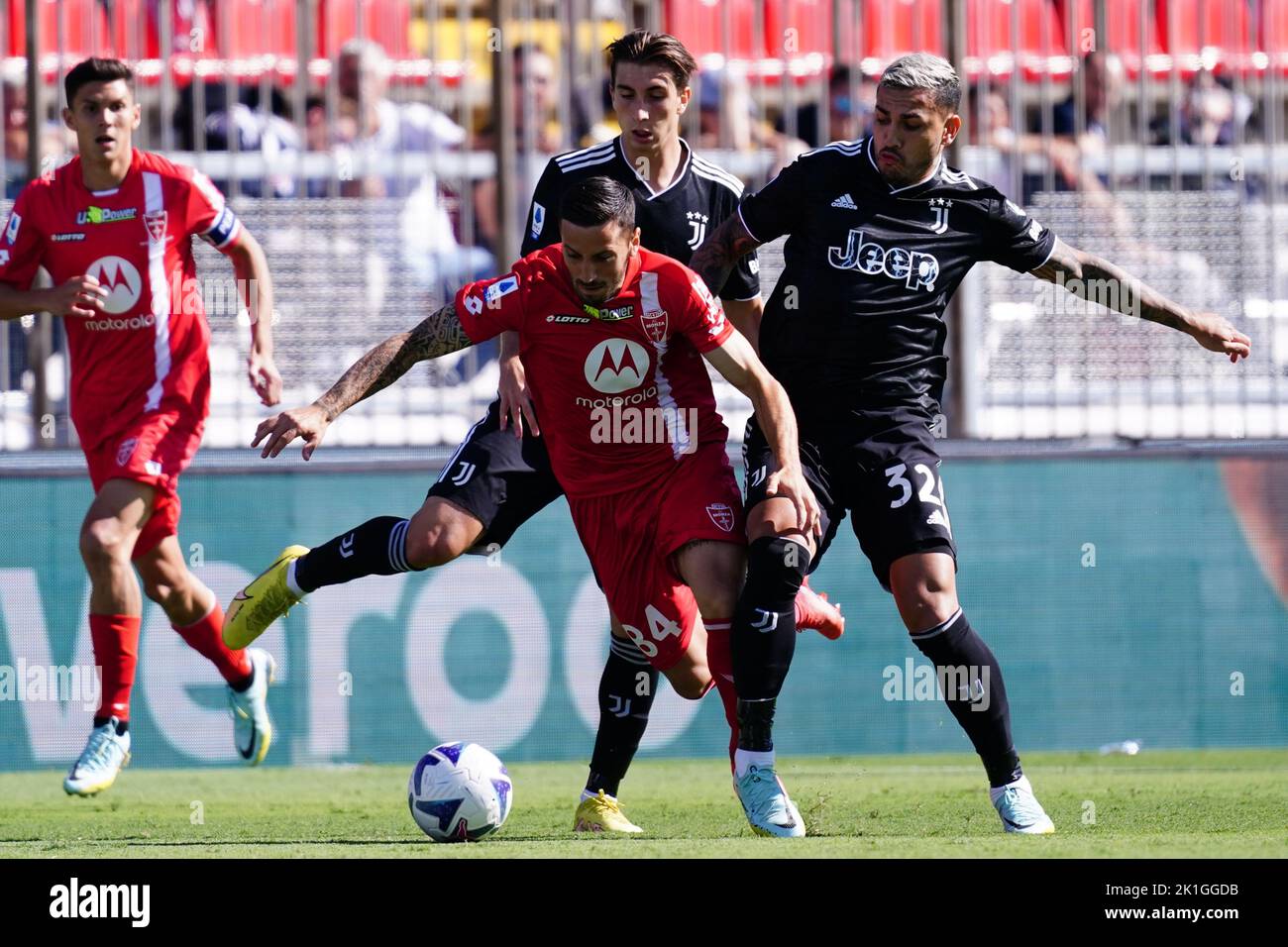 Monza, Italia. 18th Set, 2022. Patrick Ciurria (AC Monza) durante AC Monza vs Juventus FC, calcio italiano Serie A match in Monza, Italy, Settembre 18 2022 Credit: Independent Photo Agency/Alamy Live News Foto Stock