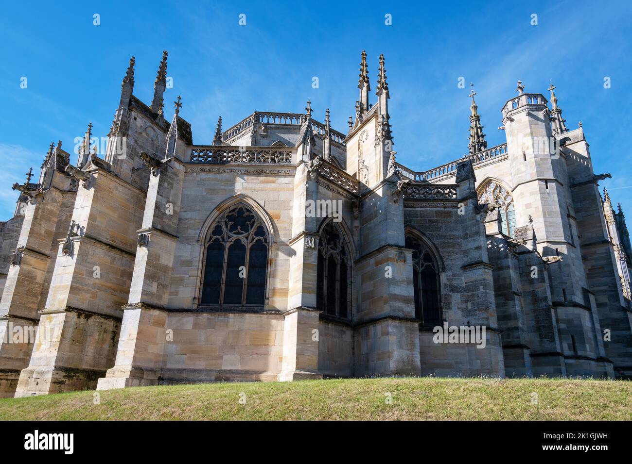 L'esterno di Notre-Dame de l'Épine nel piccolo villaggio di l'epine a Marne, Grand Est Francia. Foto Stock