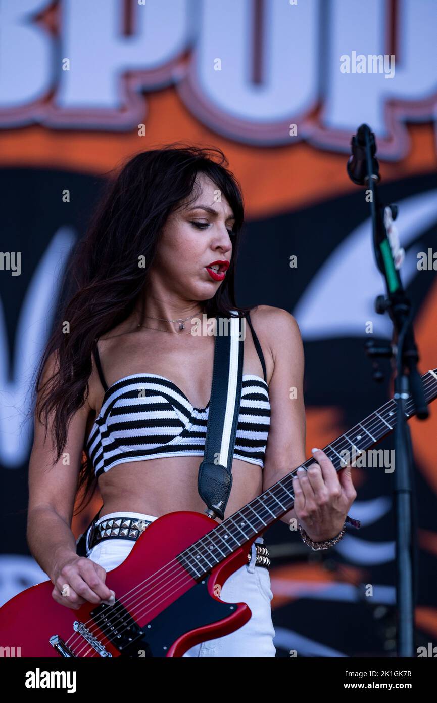 Chicago, Stati Uniti. 18th Set, 2022. I Bombpops si esibiscono al Riot Fest di Douglas Park domenica 18 settembre 2022 a Chicago, Illinois. (Foto di Christopher Dilts/Sipa USA) Credit: Sipa USA/Alamy Live News Foto Stock