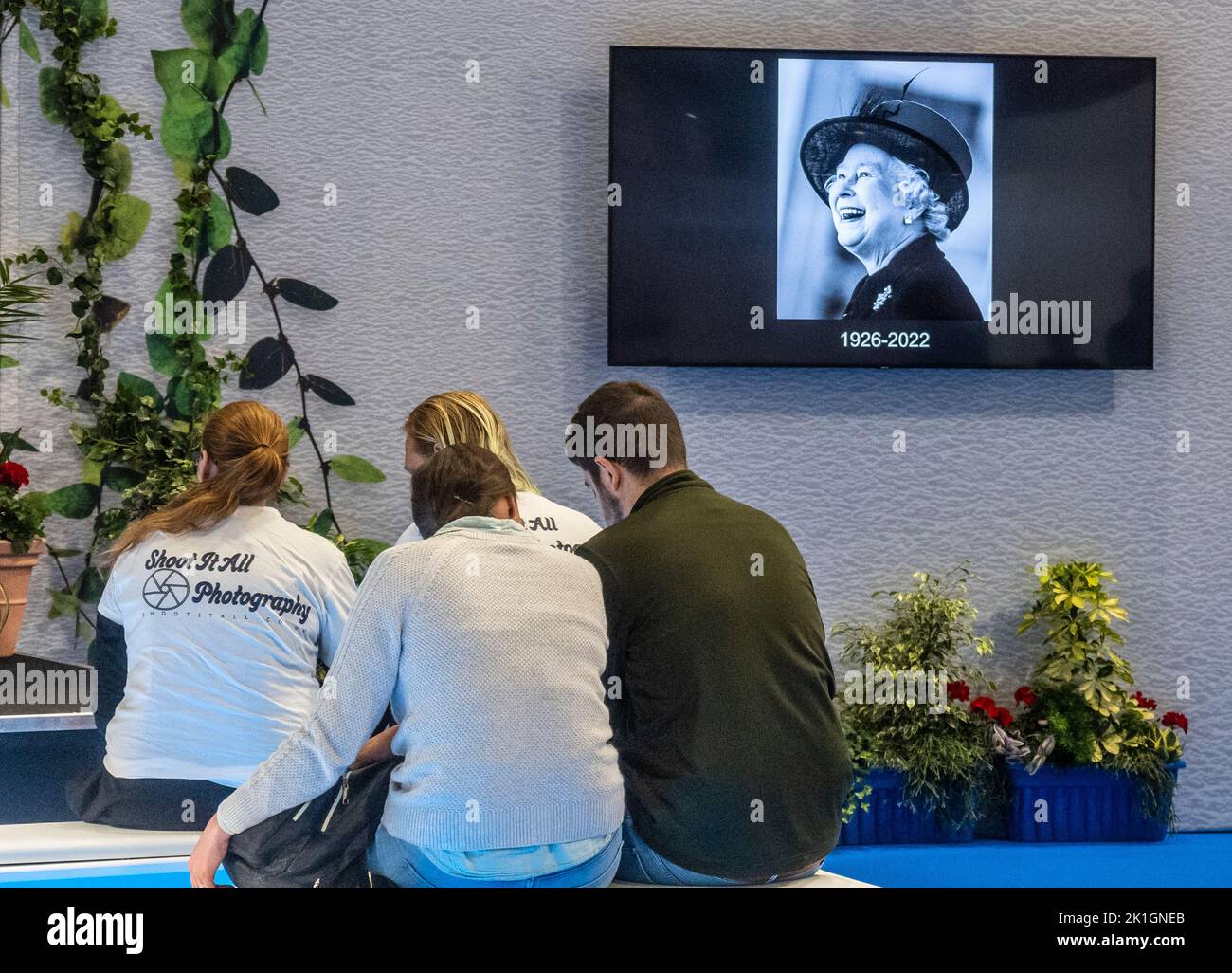 Centro NEC 17 settembre 2022: Fotografi di ogni genere hanno partecipato alla più grande fiera in Inghilterra, Sua Maestà una fotografa appassionata i visitatori hanno avuto il tempo di riflettere sulla regina sui posti a sedere sotto le fotografie lo spettacolo annuale di 4 giorni da Sabato a Martedì di quest'anno lo spettacolo sarà chiuso il Lunedi come un segno di rispetto. Clifford Norton Alamy Foto Stock