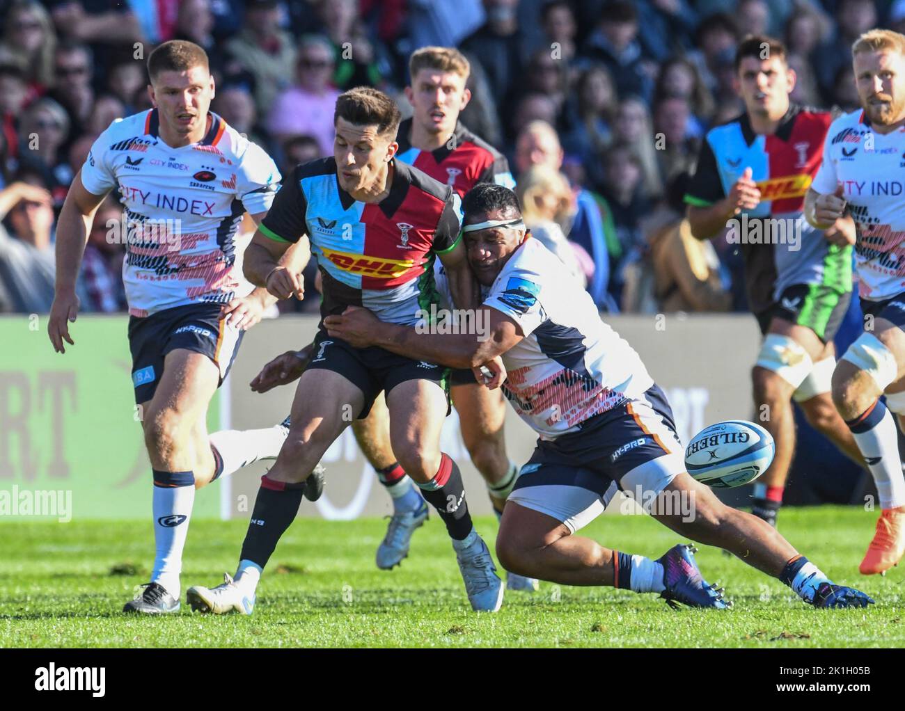 Tommy Allan di Harlequins in azione durante la partita di rugby Gallagher Premiership tra Harlequins e Saracens allo stadio di Twickenham Stoop a Septem Foto Stock