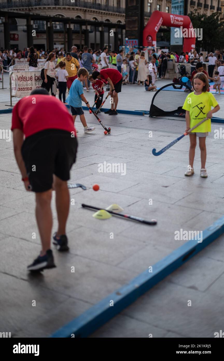 Sport Day evento di strada multi-sport in Plaza del Pilar, Saragozza, Spagna Foto Stock