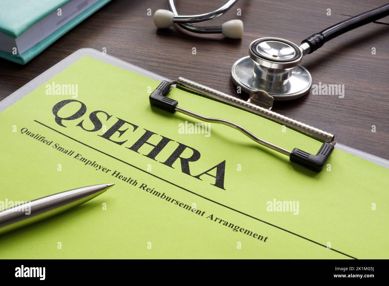 Documenti su QSEHRA qualificed Small employer Health rebursement arrangement. Foto Stock