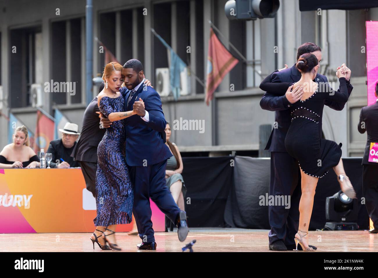 Buenos Aires, Argentina. 17th settembre 2022. Ballerini in gara nella categoria Tango de pista. Foto Stock