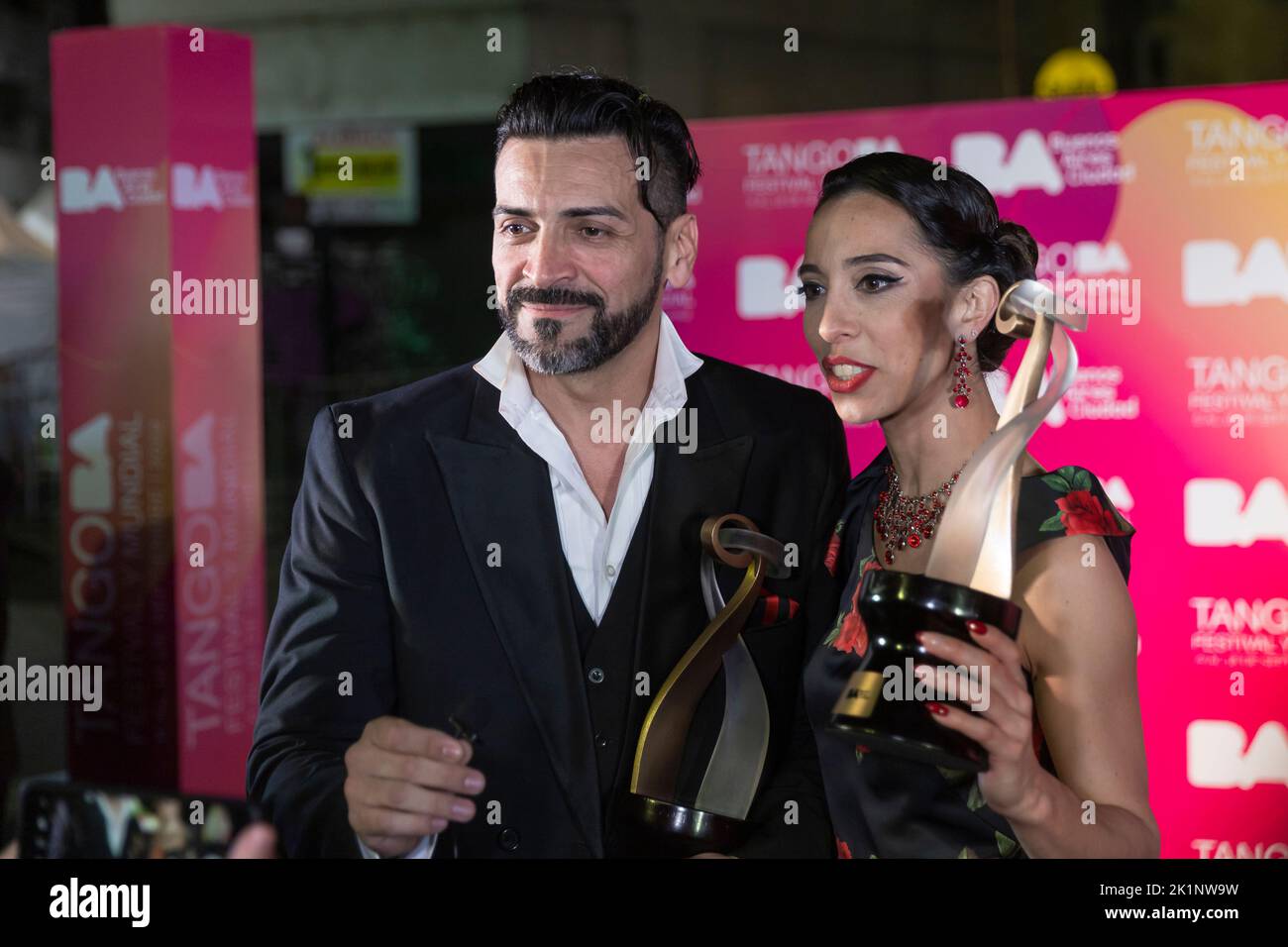 Buenos Aires, Argentina. 17th settembre 2022. Constanza Vieyto e Ricardo Astrada la coppia vincente nella categoria Tango Escenario 2022. Foto Stock