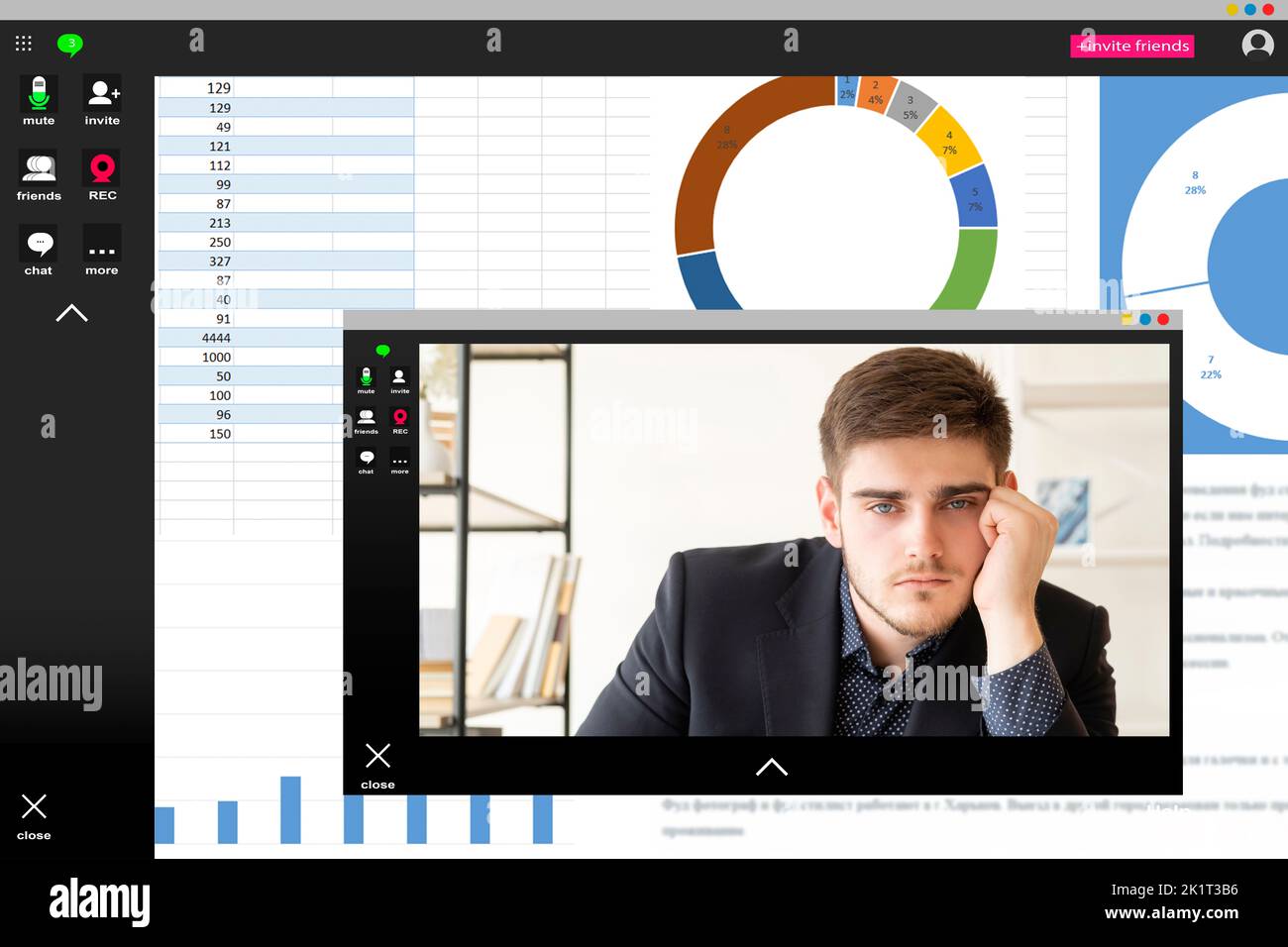 Conferenza online. Riunione remota. Telelavoro aziendale. Ufficio virtuale. Screenshot di annoiato stanco dipendente maschio che lavora da casa insoddisfatto listenin Foto Stock