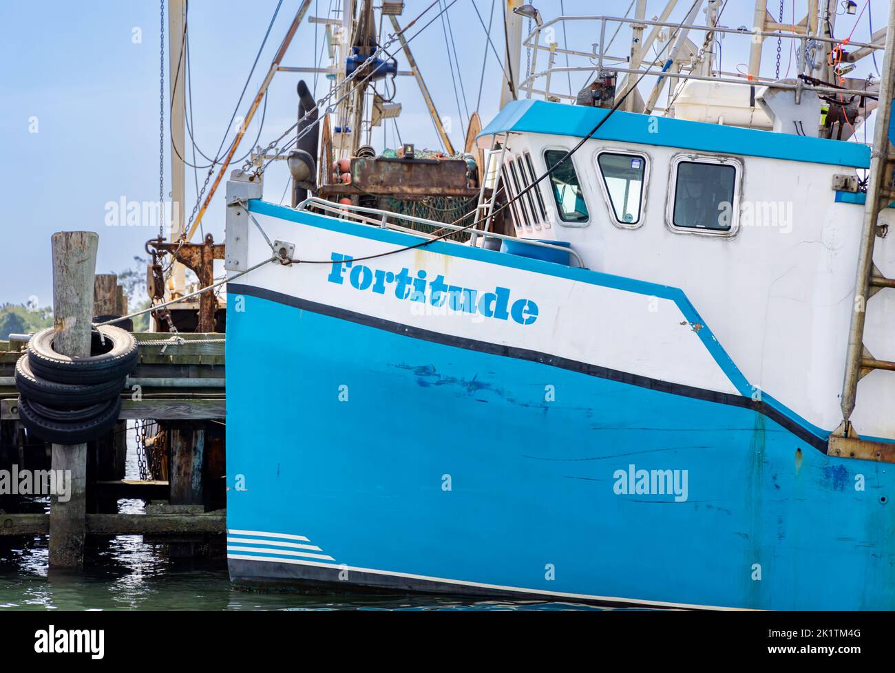 Prua della barca da pesca, Fortitude Foto Stock