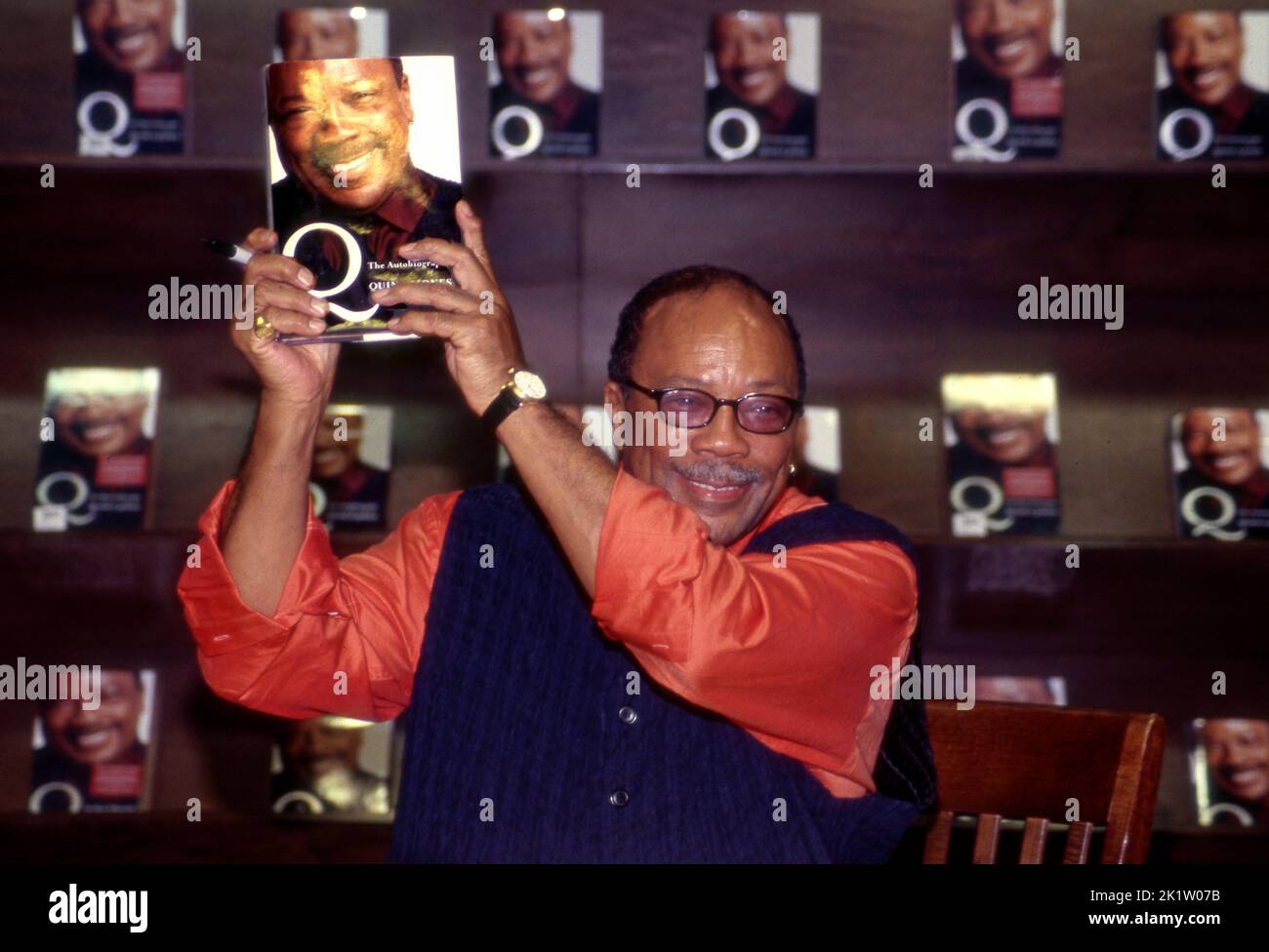 Quincy Jones all'evento di firma del libro, West Hollywood, CA Foto Stock