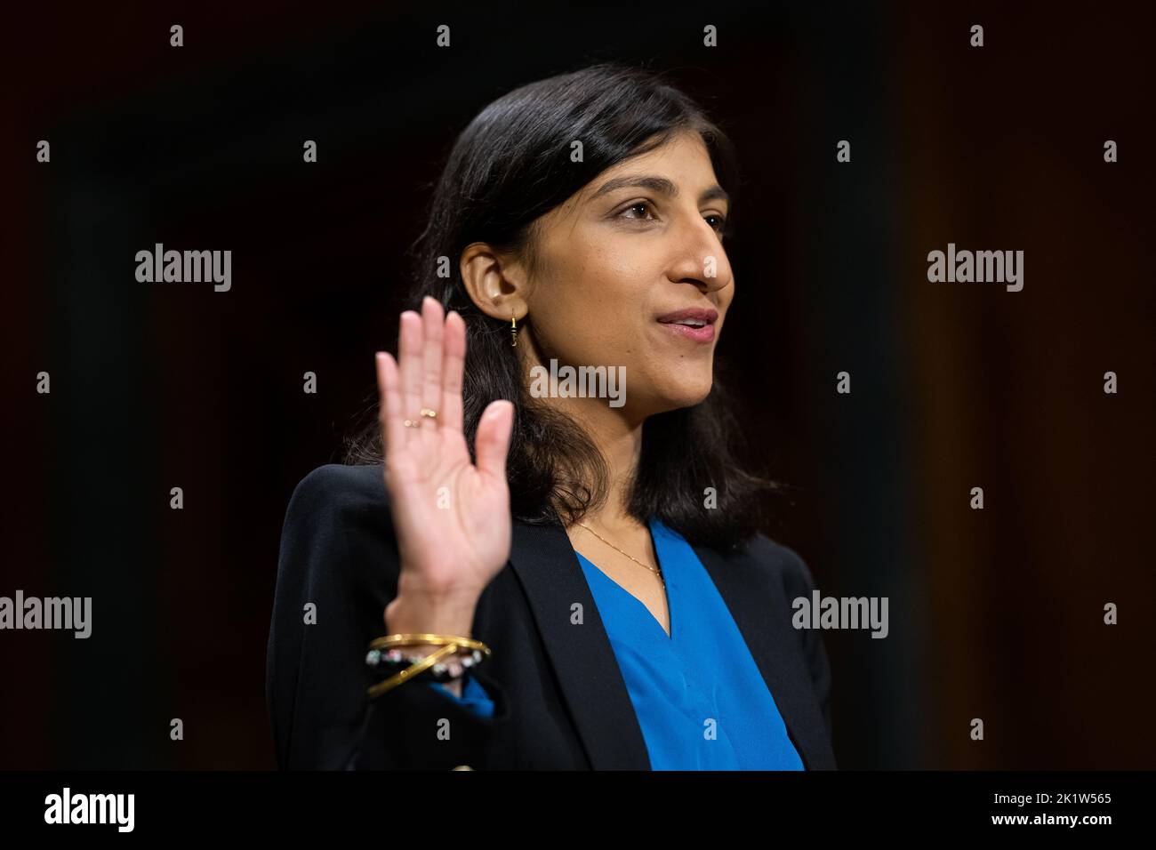 Washington, Stati Uniti. 20th Set, 2022. Lina Khan, presidente della Federal Trade Commission, si è giurata di testimoniare, durante un'audizione del Sottocomitato giudiziario del Senato sulle leggi antitrust e l'applicazione, al Campidoglio degli Stati Uniti, a Washington, DC, martedì 20 settembre, 2022. (Graeme Sloan/Sipa USA) Credit: Sipa USA/Alamy Live News Foto Stock