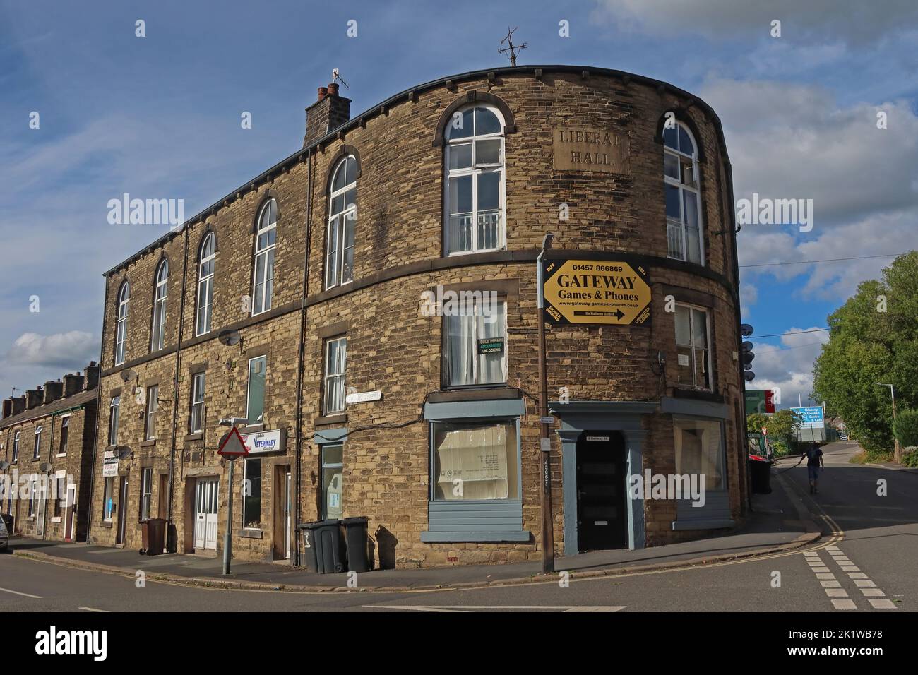 Old Liberal Hall Building, 1850, Edward St / Railway Street , Glossop, High Peak, Derbys, Inghilterra, REGNO UNITO, SK13 Foto Stock