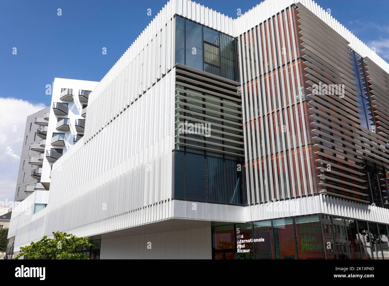 Architettura moderna con la Cité Internationale nel centro di Rennes, Francia Foto Stock