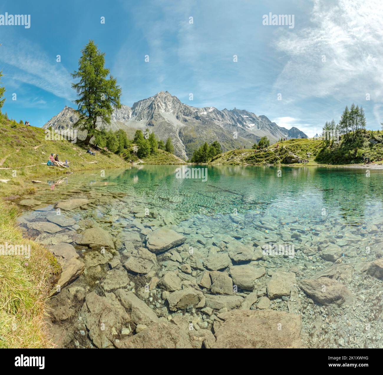 Lac Bleu con vista verso Dent de Perroc Foto Stock