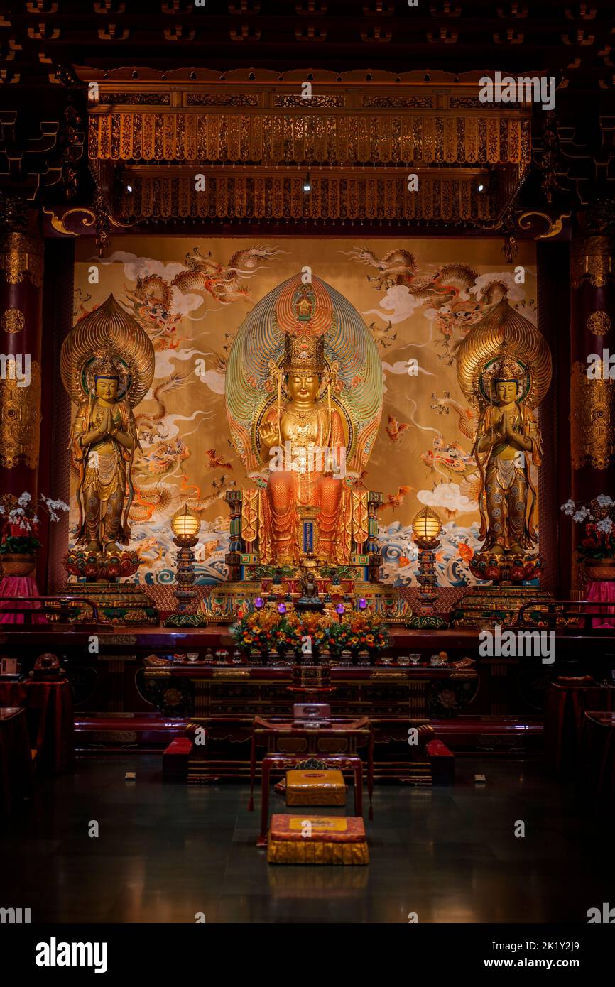 All'interno del Tempio della Reliquia dentale del Buddha e del complesso museale costruito per ospitare la reliquia dentale del Buddha. Chinatown. Singapore Foto Stock