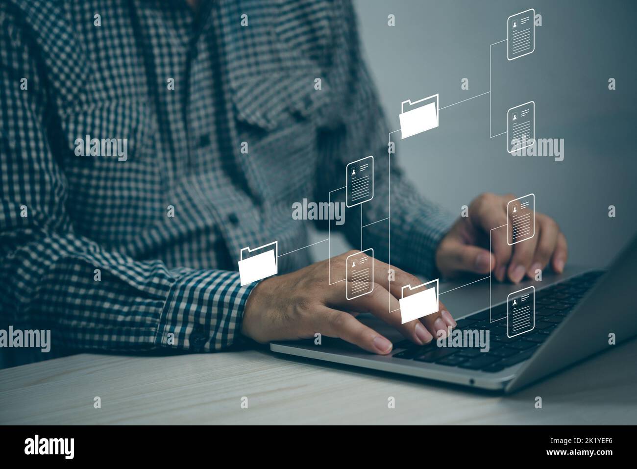 Informazioni sulle cartelle di file aziendali Gestione della tecnologia archiviazione di sicurezza, sistema di gestione dei documenti, software server dms Business computer Enterprise acc Foto Stock