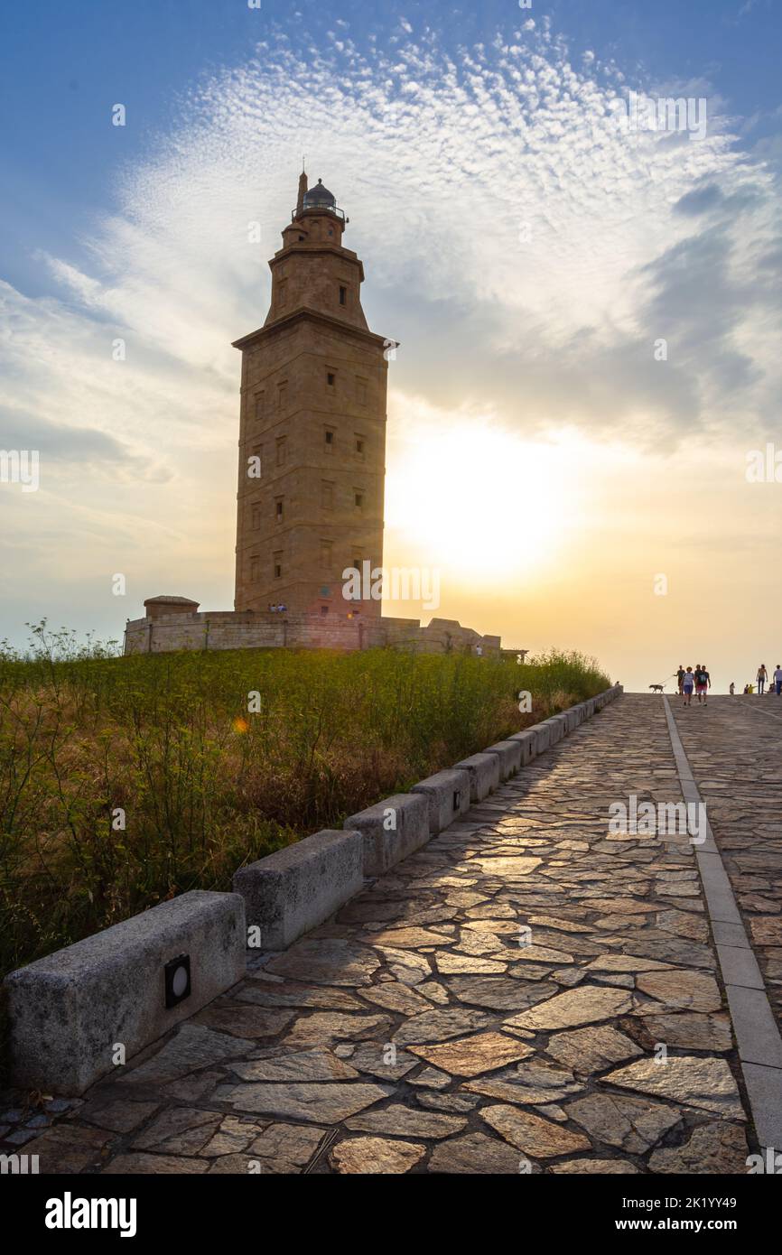 Torre di Ercole, la quasi 1900 anni e riabilitato nel 1791, 55 metri di altezza struttura è il più antico faro romano in uso oggi e overl Foto Stock