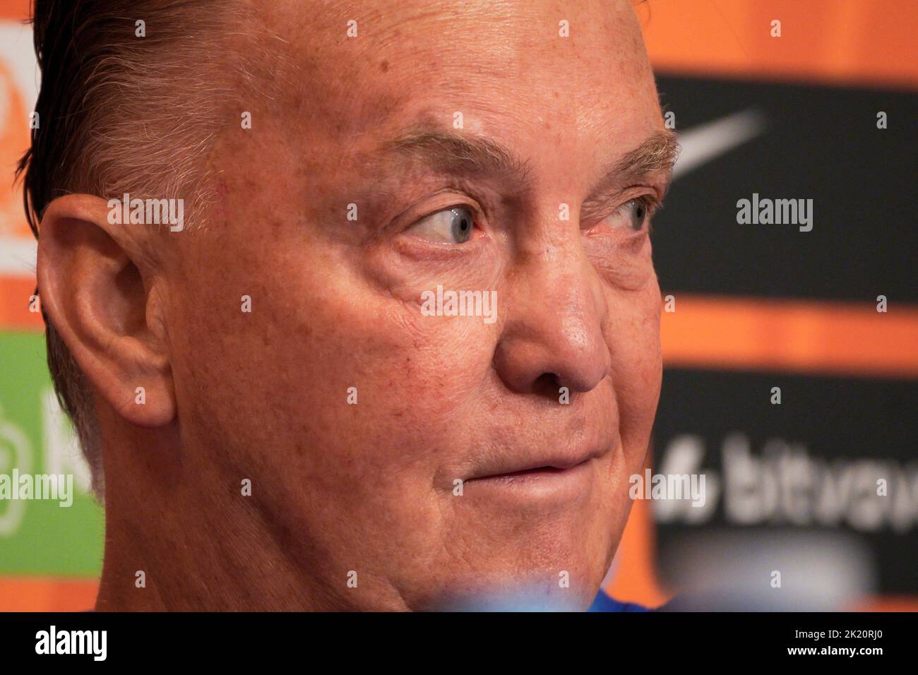 L'allenatore della nazionale di calcio olandese Louis van Gaal è stato visto durante una conferenza stampa a Varsavia, Polonia, il 21 settembre 2022. Foto Stock