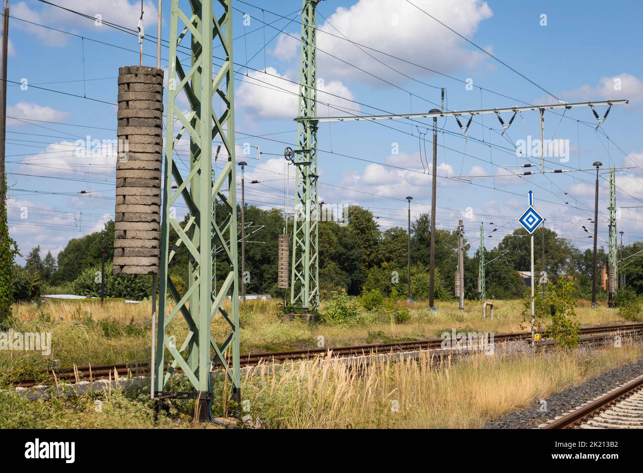 Binari ferroviari in attesa di treni in Germania Foto Stock