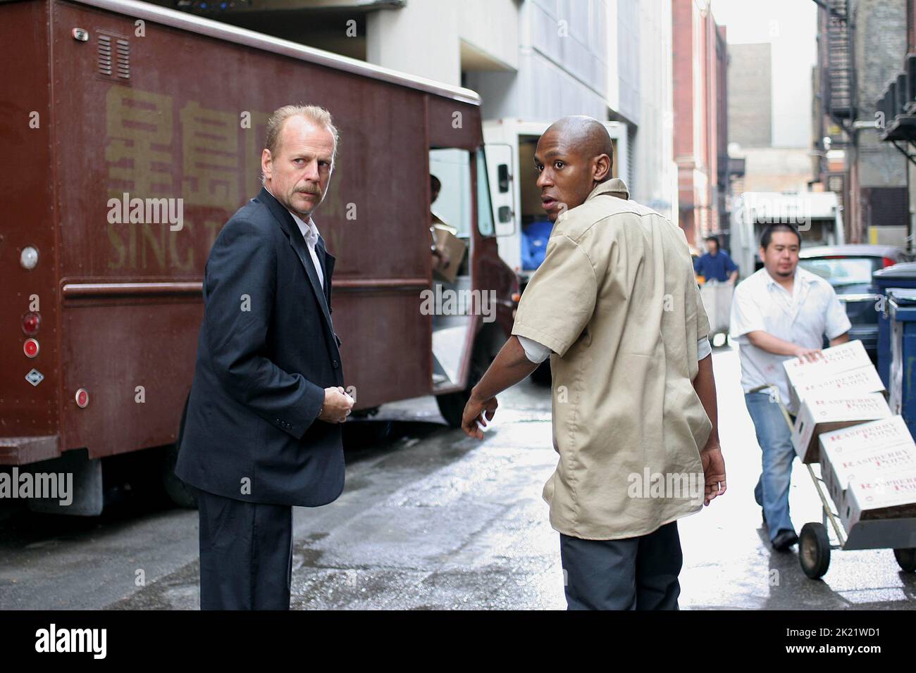 BRUCE WILLIS, MOS DEF, 16 blocchi, 2006 Foto Stock