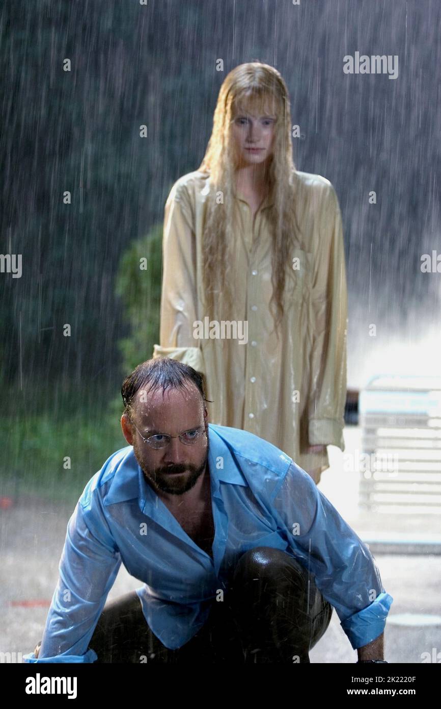 PAUL GIAMATTI, Bryce Dallas Howard, signora nell'acqua, 2006 Foto Stock