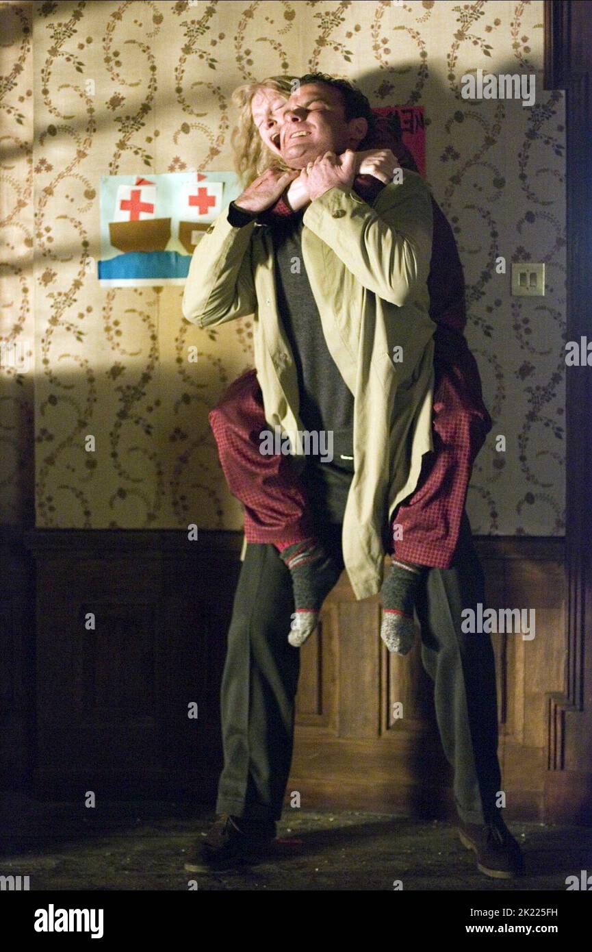 LIEV SCHREIBER, THE OMEN, 2006 Foto Stock