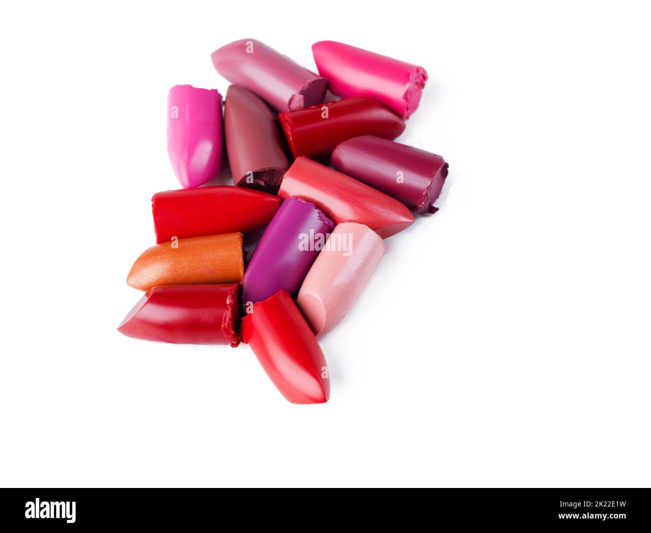 Per labbra luminose e colorate. Primo piano di una collezione di rossetti in vari colori. Foto Stock