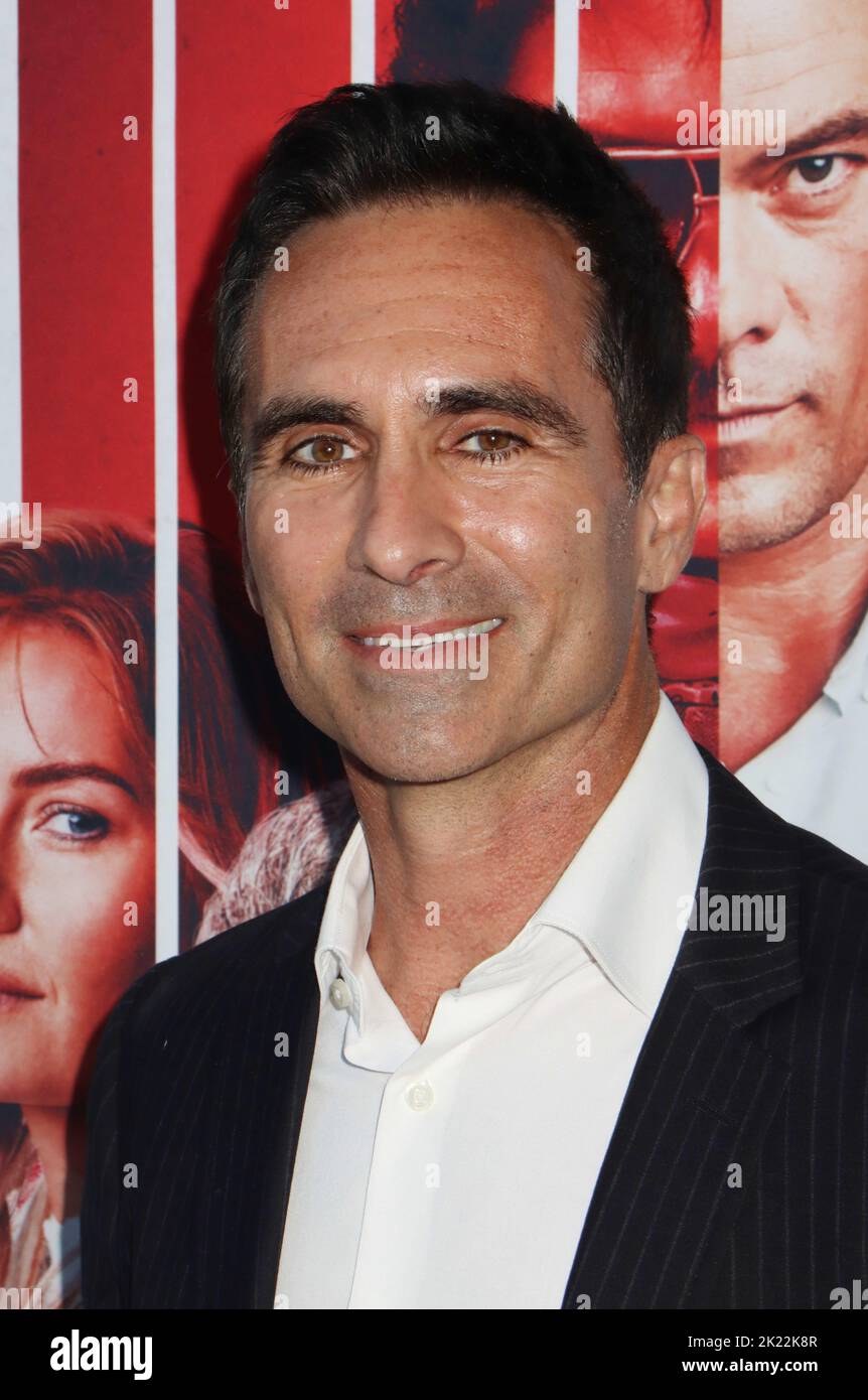 Los Angeles, Stati Uniti. 21st Set, 2022. Nestor Carbonell 09/21/2022 The World Premiere of 'Bandit' held at the Harmony Gold Theater in Los Angeles, CA Photo by Izumi Hasegawa/HollywoodNewsWire.net Credit: Hollywood News Wire Inc./Alamy Live News Foto Stock