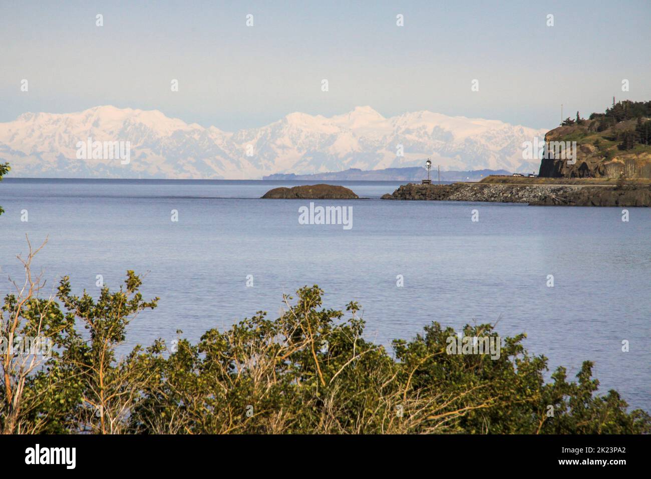 Cook Inlet paesaggio fotografato vicino Homer, Alaska. Homer è una città dell'Alaska di Stati Uniti d'America, situata nella Penisola del Kenai, nello stato federato del Jarsi. E '218 mi (351 km) così Foto Stock