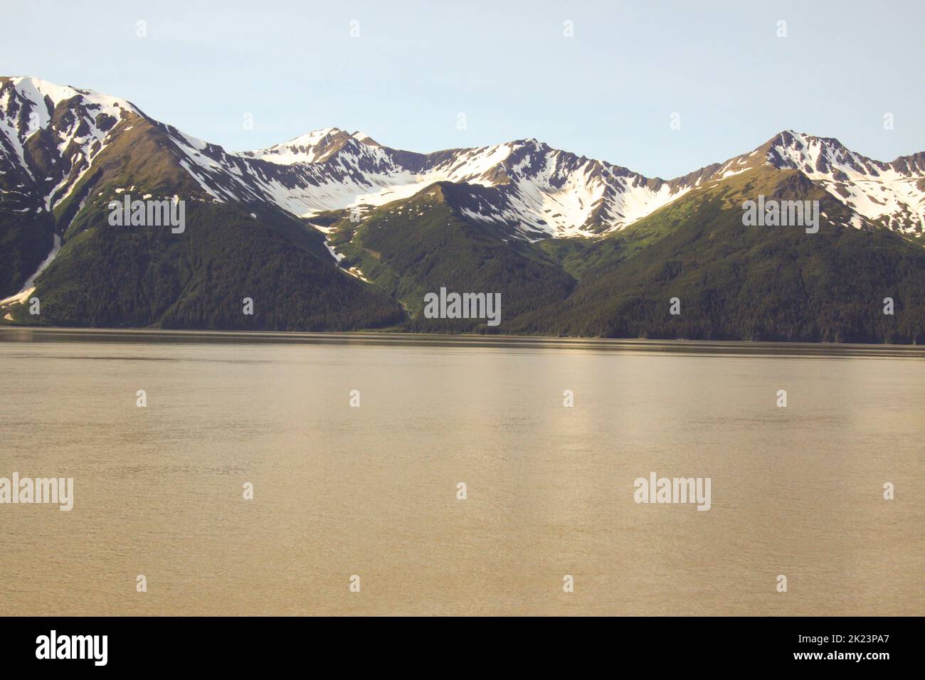 Cook Inlet paesaggio fotografato vicino Homer, Alaska. Homer è una città dell'Alaska di Stati Uniti d'America, situata nella Penisola del Kenai, nello stato federato del Jarsi. E '218 mi (351 km) così Foto Stock