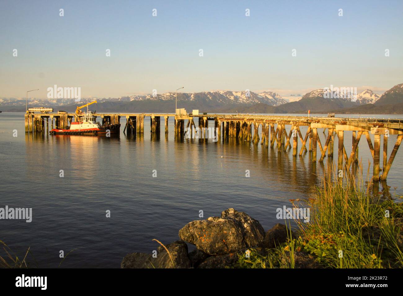 Porticciolo e porto di pesca fotografati vicino Homer, Alaska. Homer è una città dell'Alaska di Stati Uniti d'America, situata nella Penisola del Kenai, nello stato federato del Jarsi. Dista 351 km (218 mi) Foto Stock