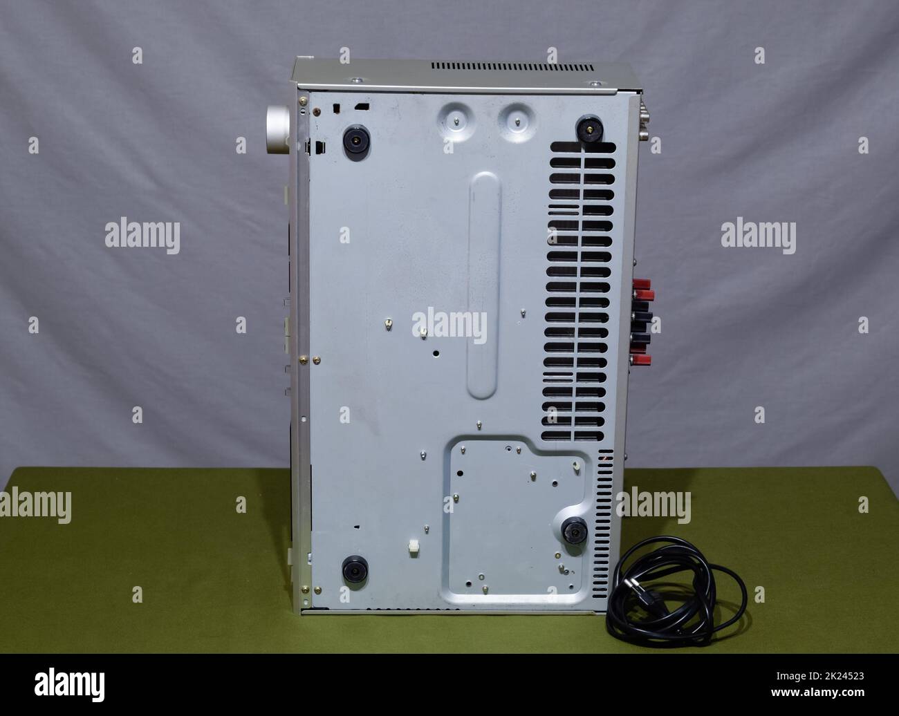Amplificatore per auto immagini e fotografie stock ad alta risoluzione -  Alamy