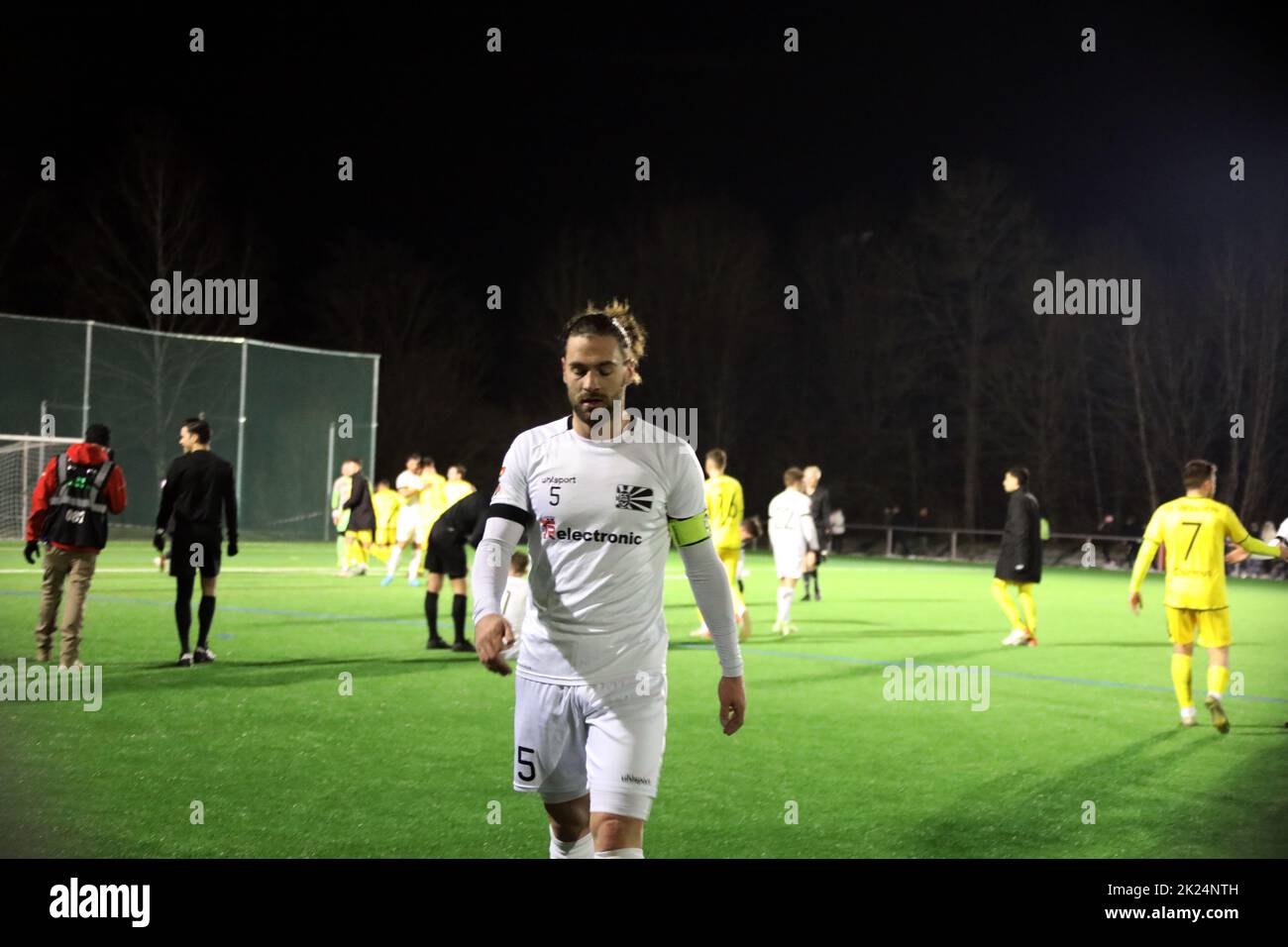 Dragan Ovuka (Villingen 08) nach dem Spiel um den SBFV-Pokal Viertelfinale 21/22: FC 08 Villingen - SV Oberachern Foto Stock