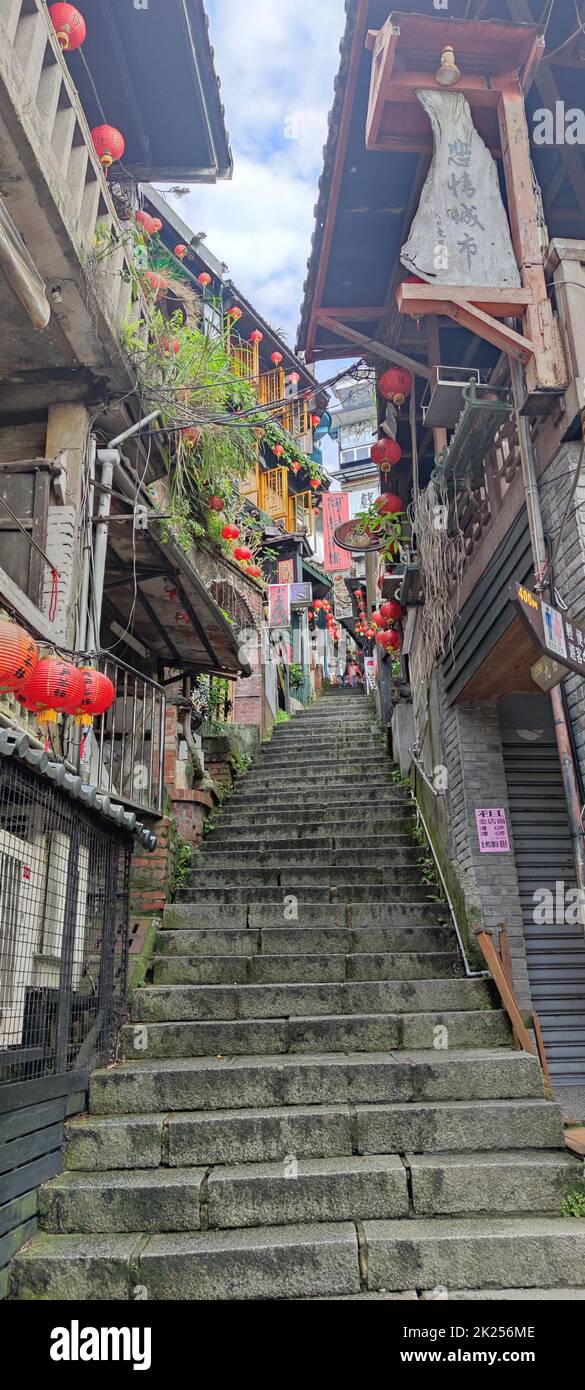 Jioufen Village, Taipei - Apr 24, 2022: Vista mozzafiato del villaggio di Jioufen, New Taipei City, Taiwan Foto Stock