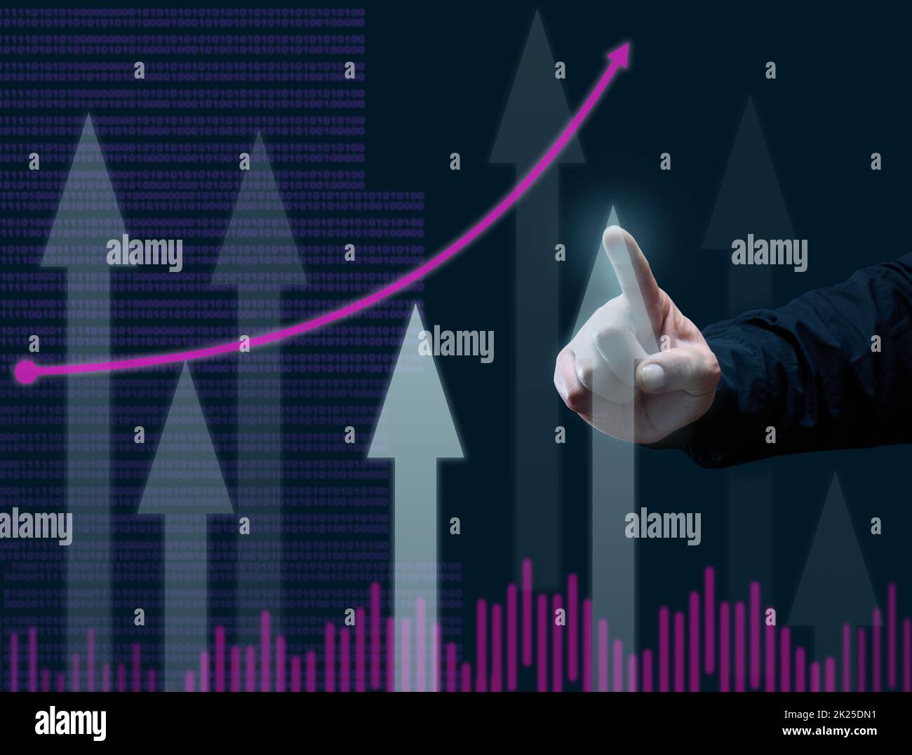 grafico aziendale della dinamica degli indicatori e la mano di un uomo punta un dito sulla colonna più alta, sfondo blu scuro. Concetto di crescita aziendale e altri parametri Foto Stock