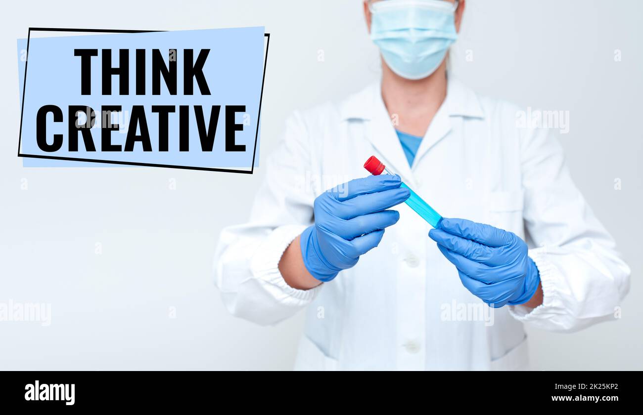 Didascalia concettuale Think Creative. Foto concettuale la capacità di percepire i modelli che non sono ovvi studiando farmaco scoperto analisi Medicina scoperta Foto Stock