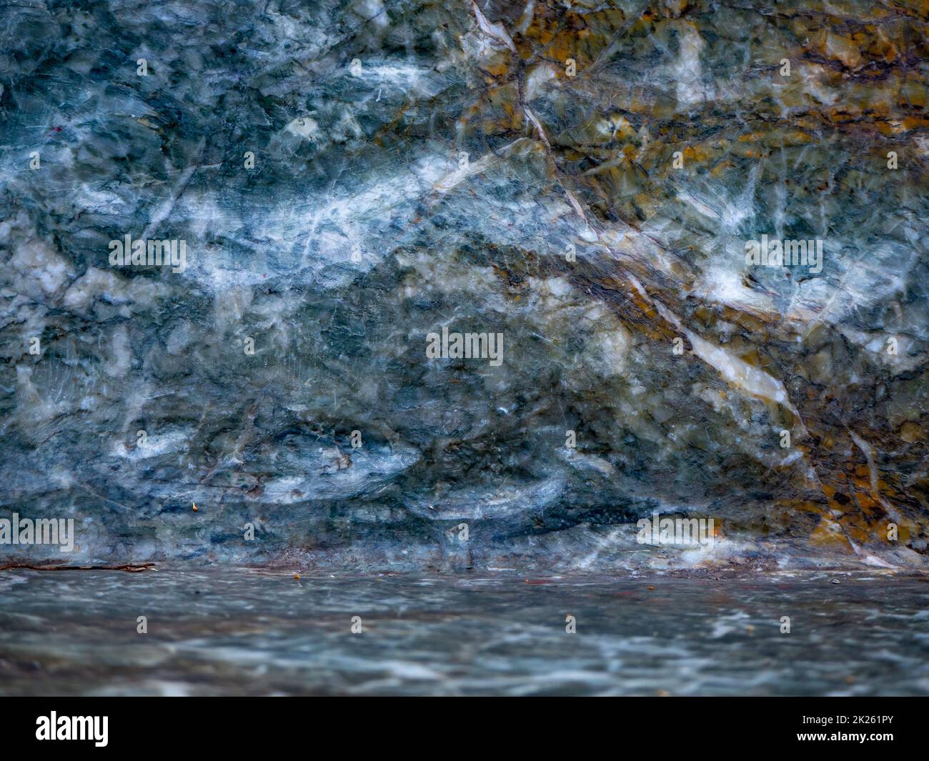 sfondo astratto, trama creativa di marmo e foglio d'oro, marmorizzatura decorativa, pietra artificiale alla moda Foto Stock