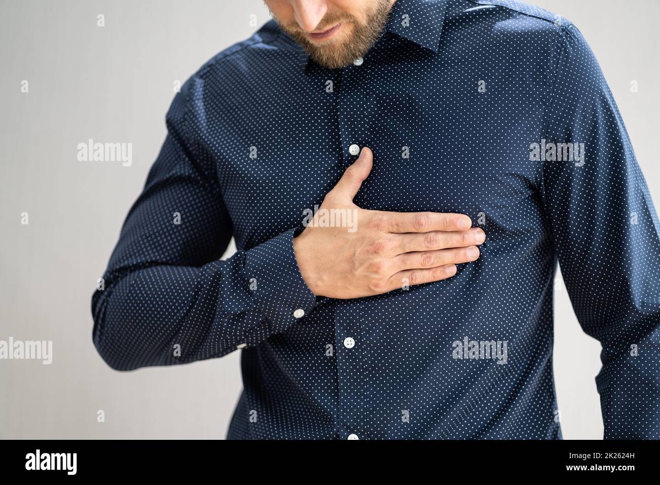 Infezione toracica e dolore polmonare respiratorio Foto Stock