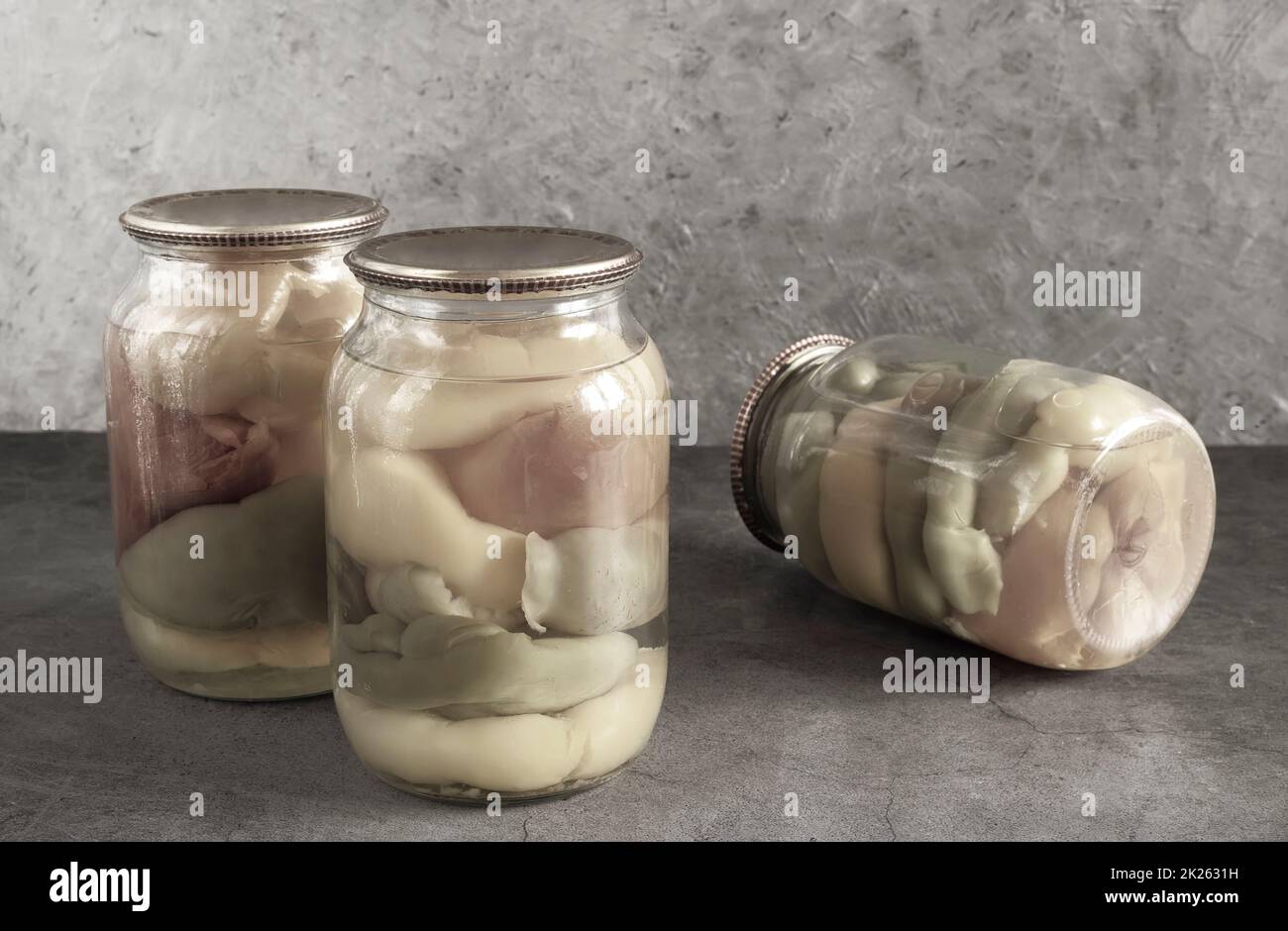 Home inscatolamento: Peperoni sottaceto per ripieno Foto Stock
