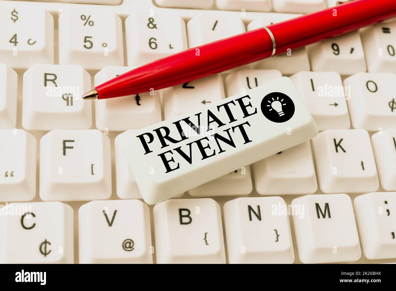 Visualizzazione concettuale evento privato. Business Approach Exclusive Reservations RSVP Invitational SSEEsed Typing Device Instruction Manual, Posting Product Review Online Foto Stock