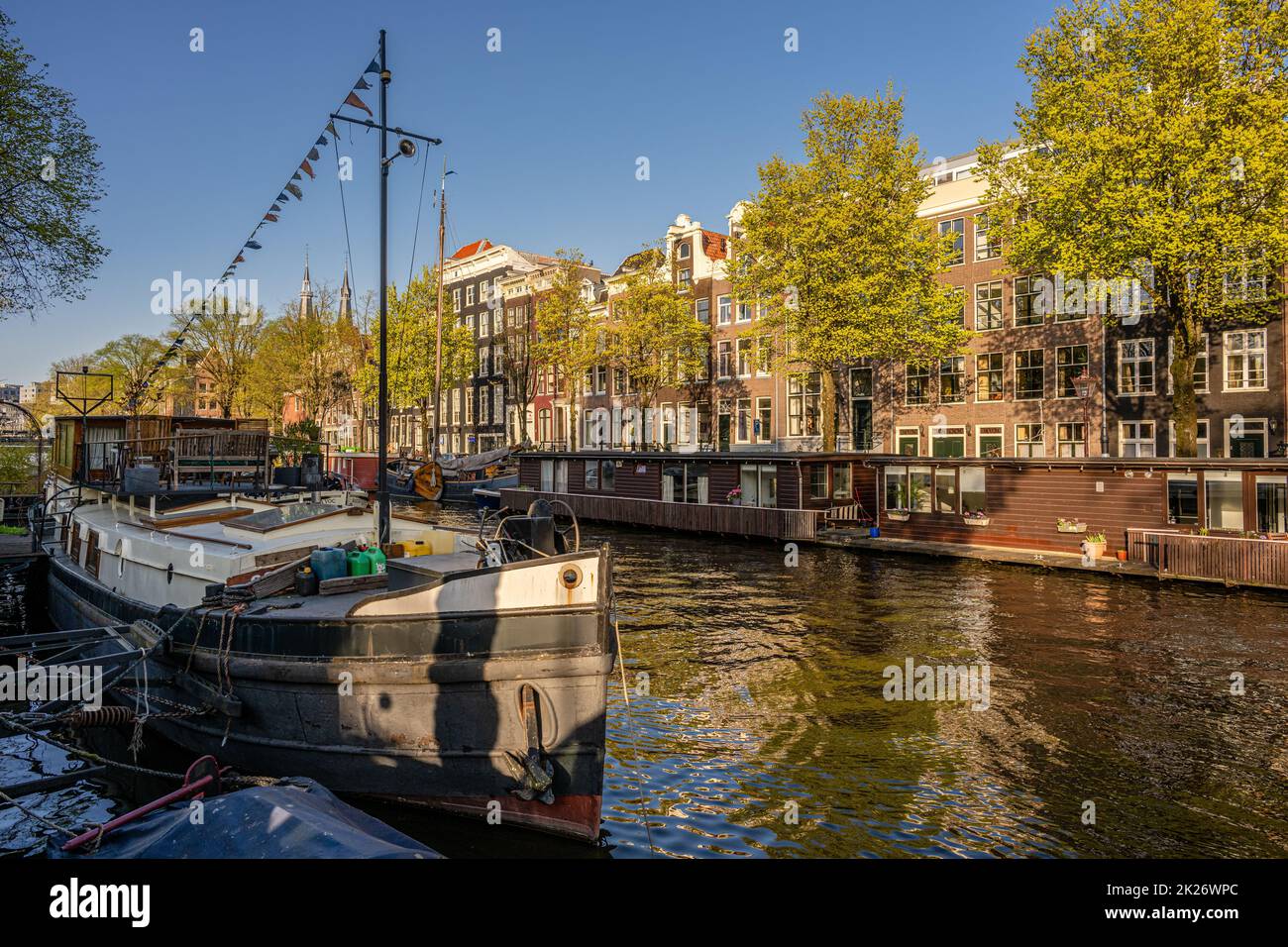 Serata primaverile nel quartiere di Grachtengordel (West Canal Belt), Amsterdam Foto Stock Serata primaverile nel quartiere di Grachtengordel (West Canal Belt), Amsterdam Foto Stock