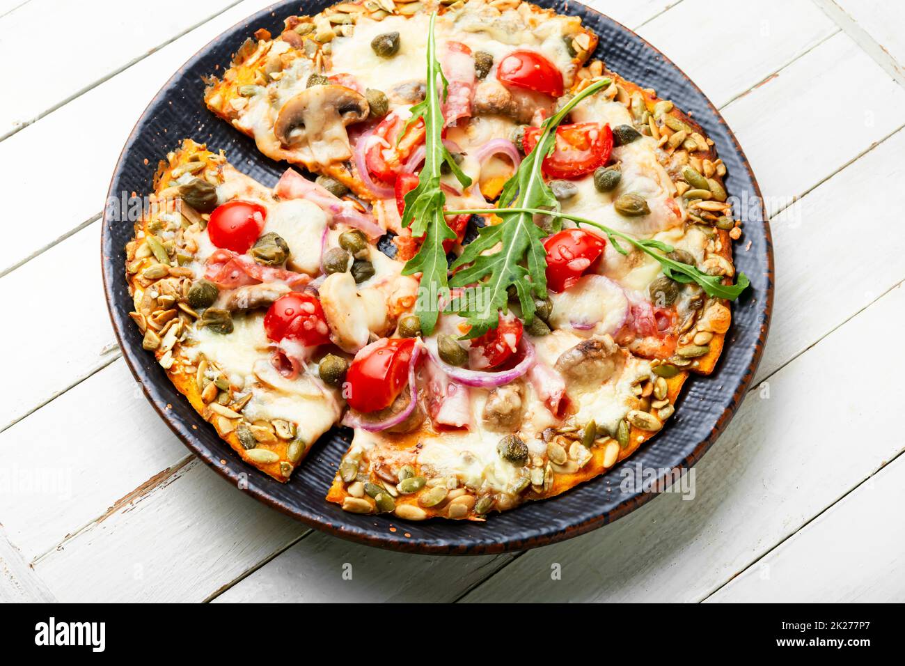 Gustosa pizza a base di zucca Foto Stock