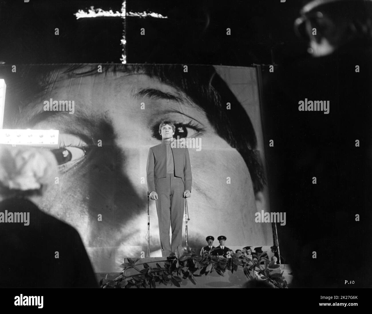 PAUL JONES in PRIVILEGE 1967 regista PETER WATKINS storia originale Johnny Speight musica Score Mike Leander costume design Vanessa Clarke John Heyman / Peter Watkins produzione / World Film Services / Memorial Enterprises / Rank Film Distributors Foto Stock