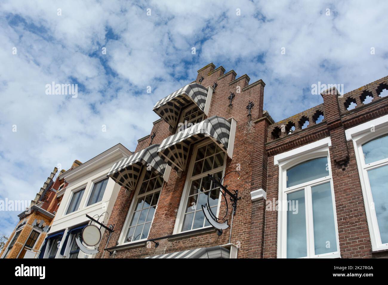 Finestra tipica su una casa nei Paesi Bassi Foto Stock