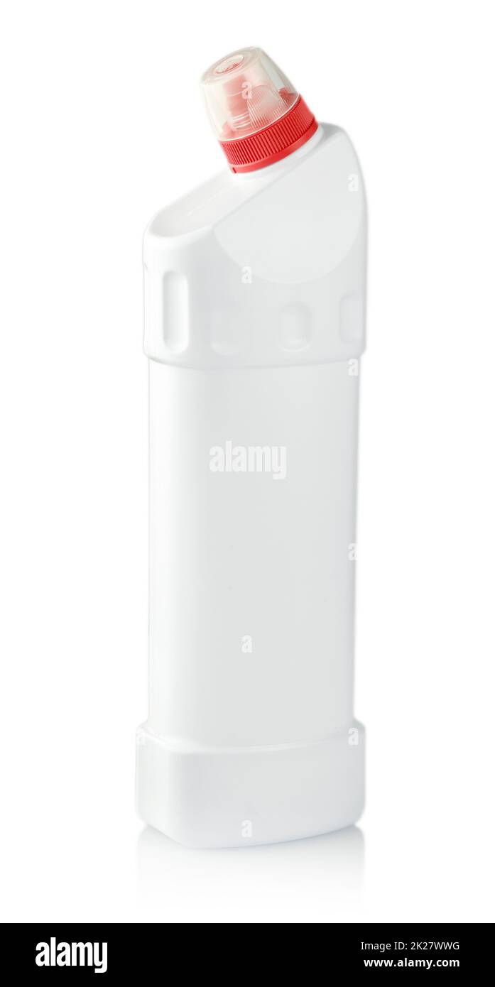 Fotografia di una bottiglia di plastica bianca con detersivo liquido per bucato, detergente, candeggina o ammorbidente per tessuti - isolata su sfondo bianco Foto Stock