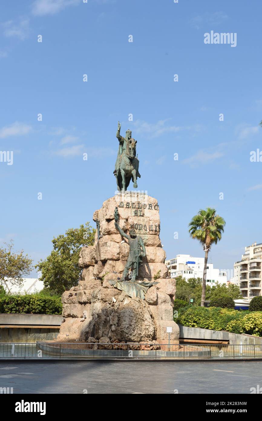Monumento a Cavallo in Plaza de Espana a Palma di Maiorca, Isole Baleari, Spagna Foto Stock